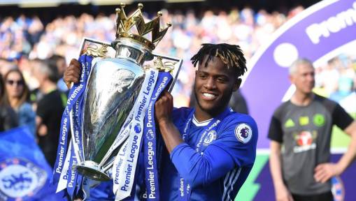 Ex-Chelsea Striker Chris Sutton Urges Conte to Put Faith in Michy Batshuayi Next Season