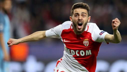 Monaco Weighing Up Rumoured 'Offer They Cannot Refuse' From Man Utd for Portuguese Star