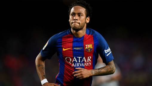 Manchester Clubs Put on Red Alert as Barcelona 'Consider Selling' Brazilian Superstar