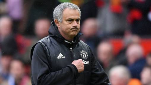 Jose Mourinho Admits Decision to Wear Man Utd Tracksuit Against Chelsea Was Deliberate