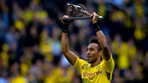 European Giants Alerted as Prolific Striker Informs Borussia Dortmund of Desire to Leave