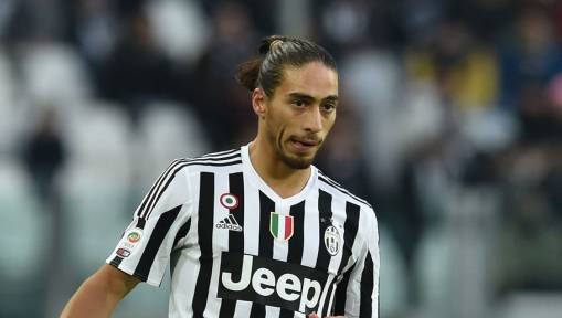 Leicester City Reportedly Begin Talks With Former Barcelona and Juventus Stalwart Ahead of Move