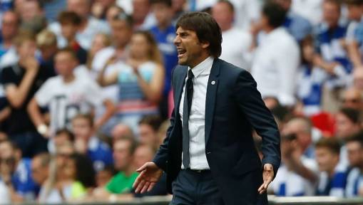 VIDEO: Twitter Went Into Overdrive After Antonio Conte & Alexis Sanchez's Handshake Before Final