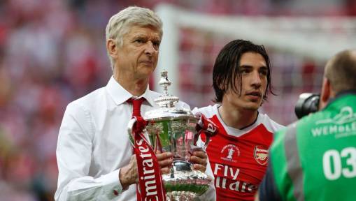 Wenger's Message to Board Ahead of Crucial Meeting Is to Ignore Haters & Rewatch FA Cup Final