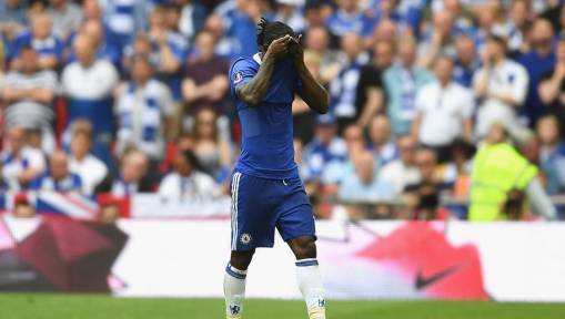 Antonio Conte Comes Up With Poor Excuse to Defend Victor Moses' Dive Against Arsenal