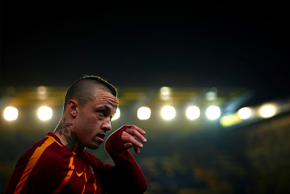 Nainggolan reaffirms Roma commitment