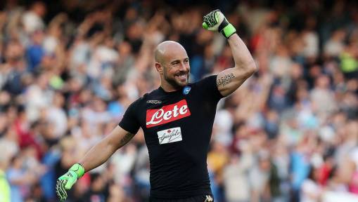 Napoli Stopper Pepe Reina to See Out His Contract Amid Speculation Linking Him With Premier League
