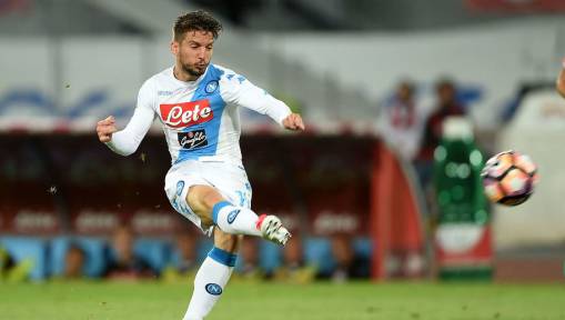 Dries Mertens Admits to Holding Talks With Premier League Club Before Signing New Napoli Deal