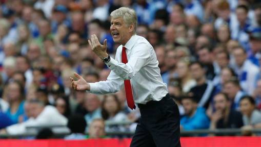 Arsene Wenger Hints at Future Offer for Leicester Star & Rules Out Departures of Key Arsenal Pair