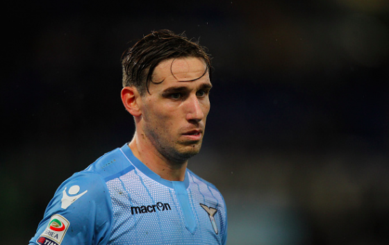 Lazio captain set for AC Milan switch