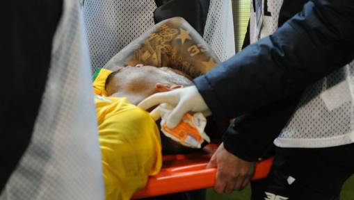 Gabriel Jesus Stretchered Off After Collision With Man City Colleague in Brazil vs Argentina Clash