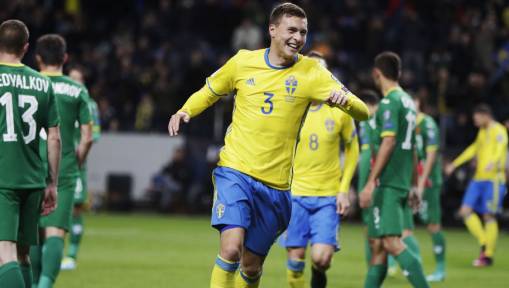 Manchester United Officially Agree Fee With Benfica Over €35m Signing of Victor Lindelof