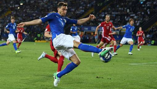 Man Utd Slap €15m Price Tag on Out-of-Favour Full Back Amid Interest From Italian Giant