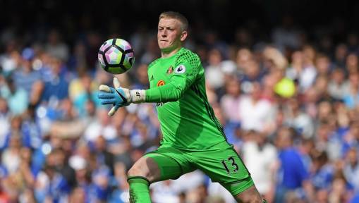 VIDEO: Jordan Pickford Sets Social Media Alight With Incredible Long-Range Pass for England U21s