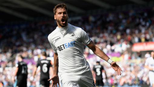 Chelsea Reportedly Look to Swansea's Fernando Llorente as Possible Replacement for Michy Batshuayi