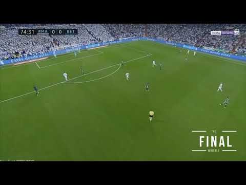 Gareth Bale unbelievable flick to nearly score vs Betis
