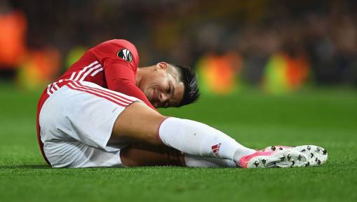 Jose Mourinho Reveals Star Man Utd Defender Could Return From Cruciate Ligament Injury 'in 2 Weeks'