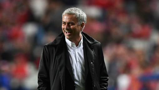 Jose Mourinho Takes Cheeky Pop at Liverpool Following Man Utd's Victory Over Benfica