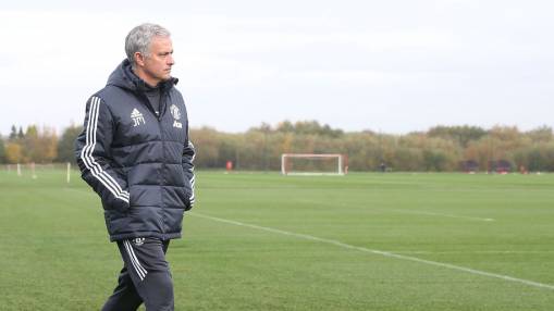 Man United's Jose Mourinho hopes to manage international side in future