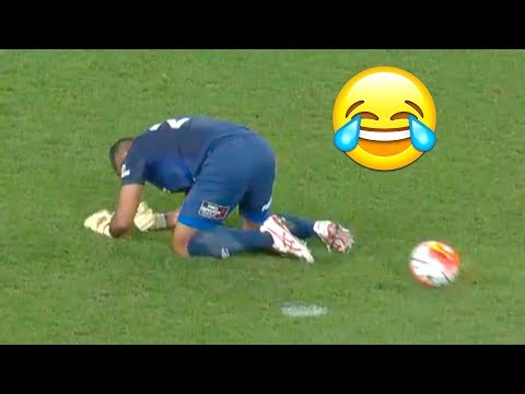 Extremly Funny Goalkeeper Mistakes in 2017 ? HD