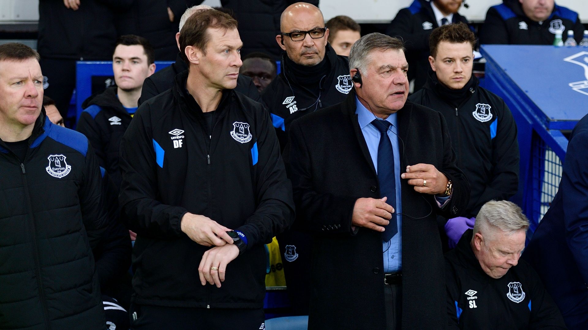Everton's Allardyce wants Barkley to stay