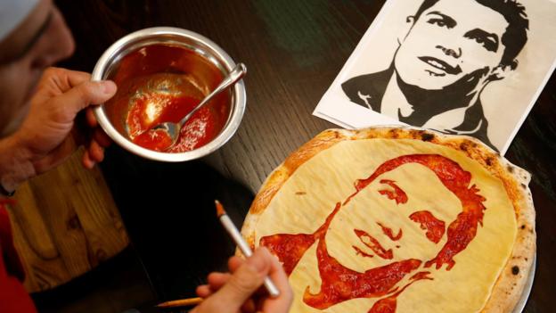 World Cup 2018: Russian chef serves player pizza portraits