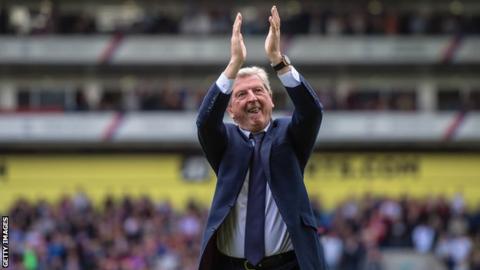 Hodgson signs one-year contract extension at Crystal Palace