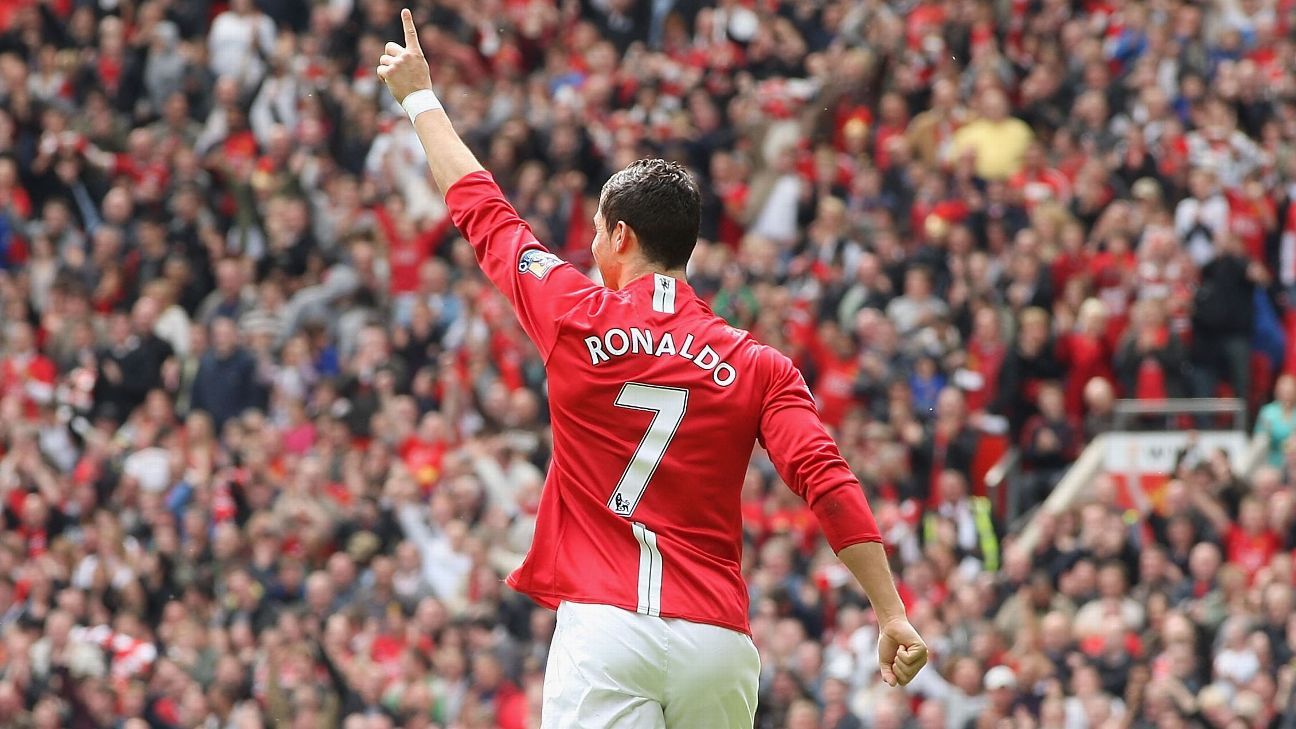 Cristiano Ronaldo returns to a Manchester United desperate for next 'magnificent' No. 7