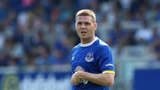 West Brom Targeting Everton Midfielder James McCarthy as Replacement for Darren Fletcher