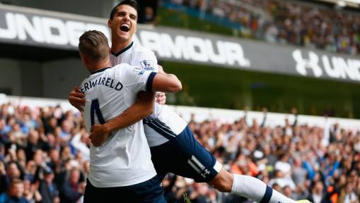PHOTO: Spurs Star Reveals He's Going to Be a Dad & Baby's Name Is Perhaps Inspired by Teammate
