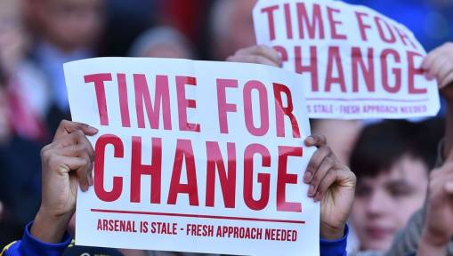Arsenal Sign Contract Expert as Expiry Date on Sanchez and Ozil's Deals Loom Large