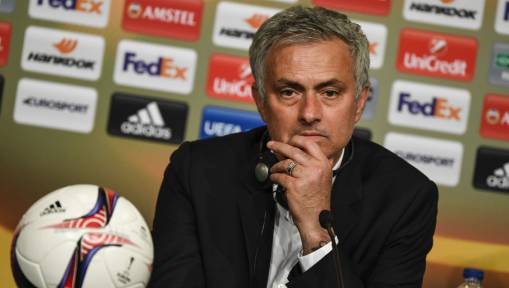 Jose Mourinho Urges Man Utd to Ditch Plans for Ronaldo in Favour of Move for Spurs Star
