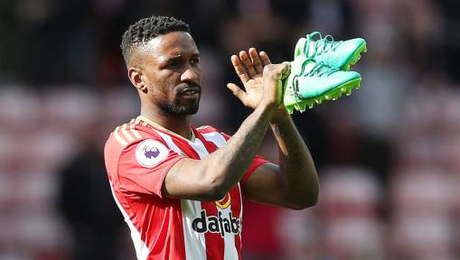 Defoe Possibly in Transfer Limbo as Striker's High Demands Put Off Potential Suitors