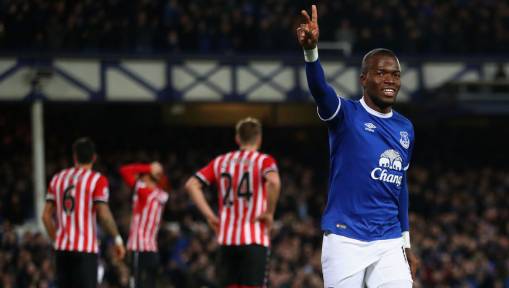 West Ham Offload Enner Valencia to Mexico With Bakambu and Hernández on Radar