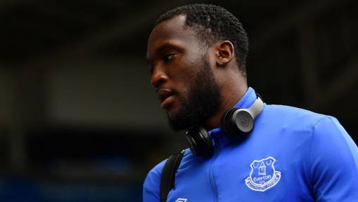 Man Utd 'Ready to Break World Record' to Beat Chelsea to Signing of Prolific Everton Forward