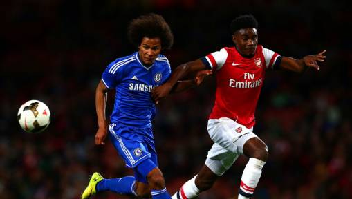 Former Arsenal Defender Trains With Newcastle Ahead of Proposed Switch to St. James' Park