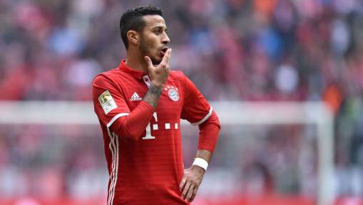 Bayern Munich Midfielder Thiago Takes Dig at 'World Stars' & Transfer Policy at Barca & Real Madrid