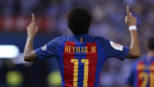 Barcelona's Neymar Produces Brilliant Response When Asked About Potential Move to Man Utd