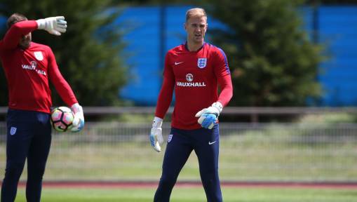 West Ham Skipper Mark Noble Says Joe Hart Deserves 'More Respect' Amid Recent Struggles
