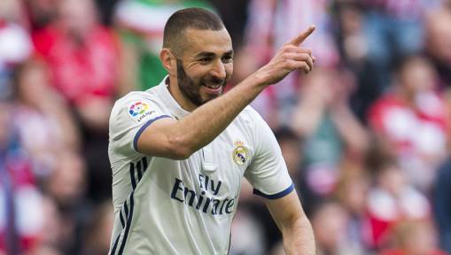 Arsenal Linked With Karim Benzema Again But Any Deal Hinges on Alexis Sanchez's Future