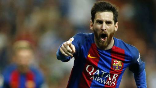 Barca Legend Heaps Praise on Messi by Claiming He's a 'Machine Built to Play Football'