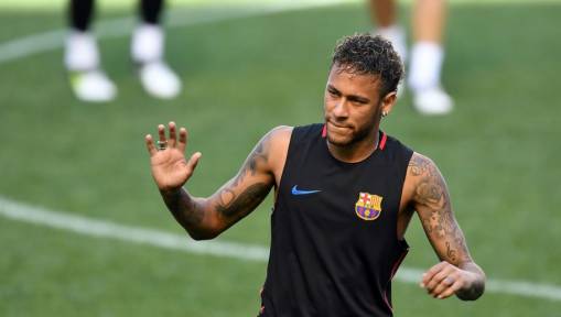 Neymar's Move to PSG Takes Huge Twist as Barcelona Teammates Coax Forward Into Nou Camp Stay