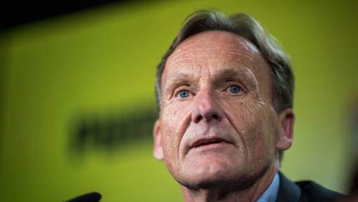 Dortmund CEO Takes Sly Dig at Transfer Policy of European Rivals Real Madrid, Man Utd & Man City