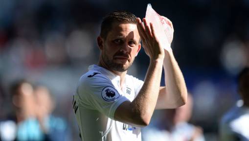 Swansea City Target Acclaimed Premier League Midfielder to Replace Reputed Outgoing Playmaker