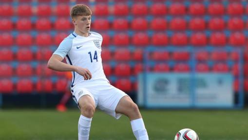 Young Newcastle Defender Lewis Gibson Poised to Join Everton With Player Absent From Toon Pre-Season