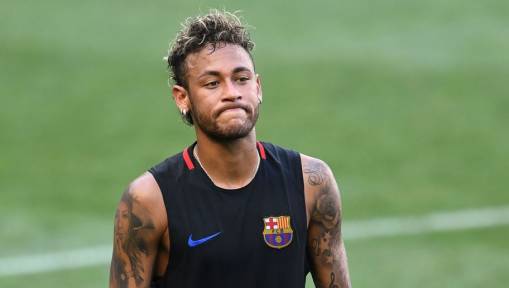 Cristiano Ronaldo Tells Neymar to Reject PSG Deal and Wait for Manchester United