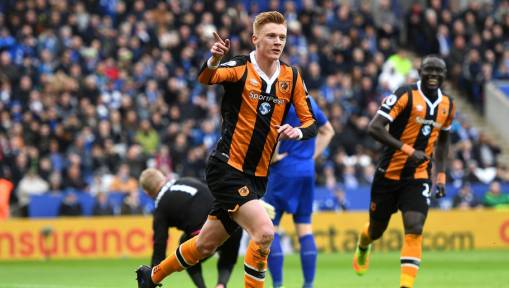 Newly Promoted Newcastle Stepping Up Chase for Hull's Sam Clucas After Impressive Debut PL Campaign