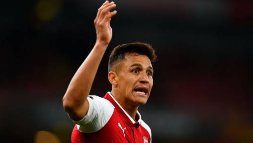 Report Claims That Arsenal's Frustrated Alexis Sanchez 'Desperately' Wants a Move to Real Madrid