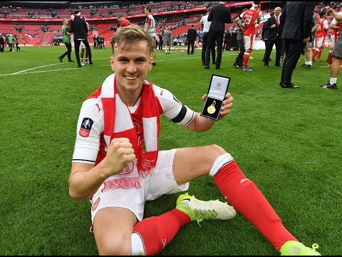 FROM RELEGATION TO FA CUP SUCCESS  | Rob Holding Close Up