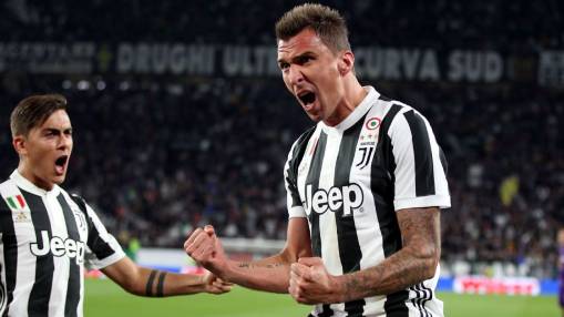 Juventus and AC Milan win as Napoli continue perfect record in Serie A